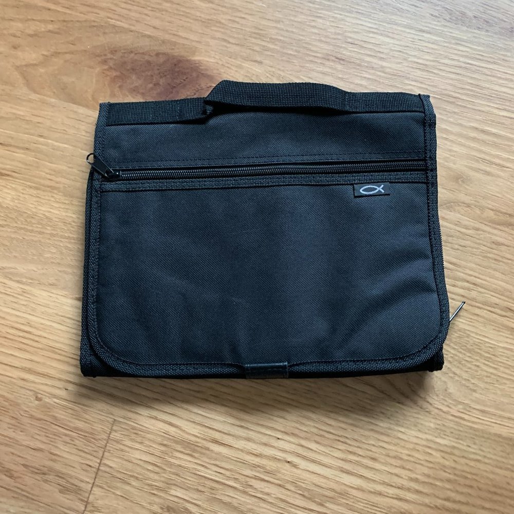 Zondervan Tri-Fold Black Organizer Bag